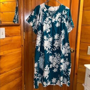 XL Vintage Teal and White Kalena Fashions of Hawaii MuuMuu